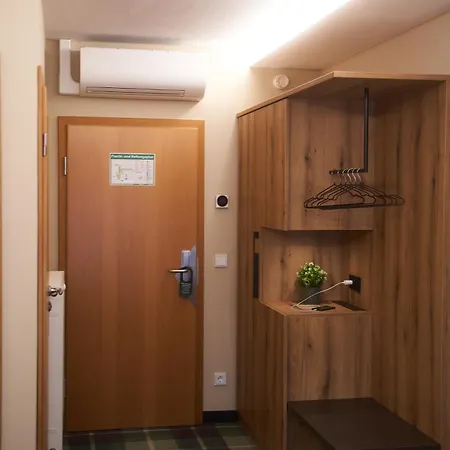 Restaurant Erber 3* イスマニング