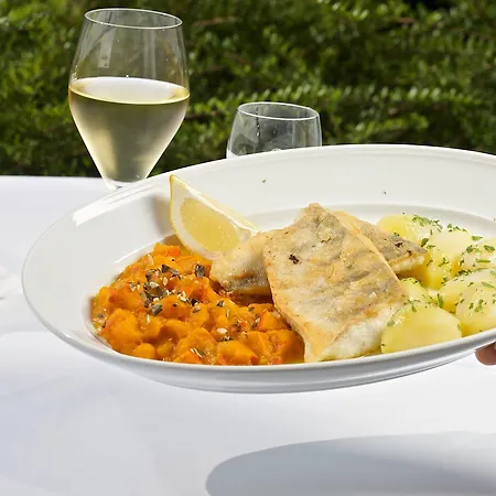 Restaurant Erber فندق